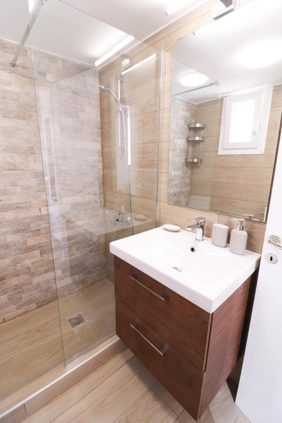 Emilia Suites Ermoupoli Bagian luar foto