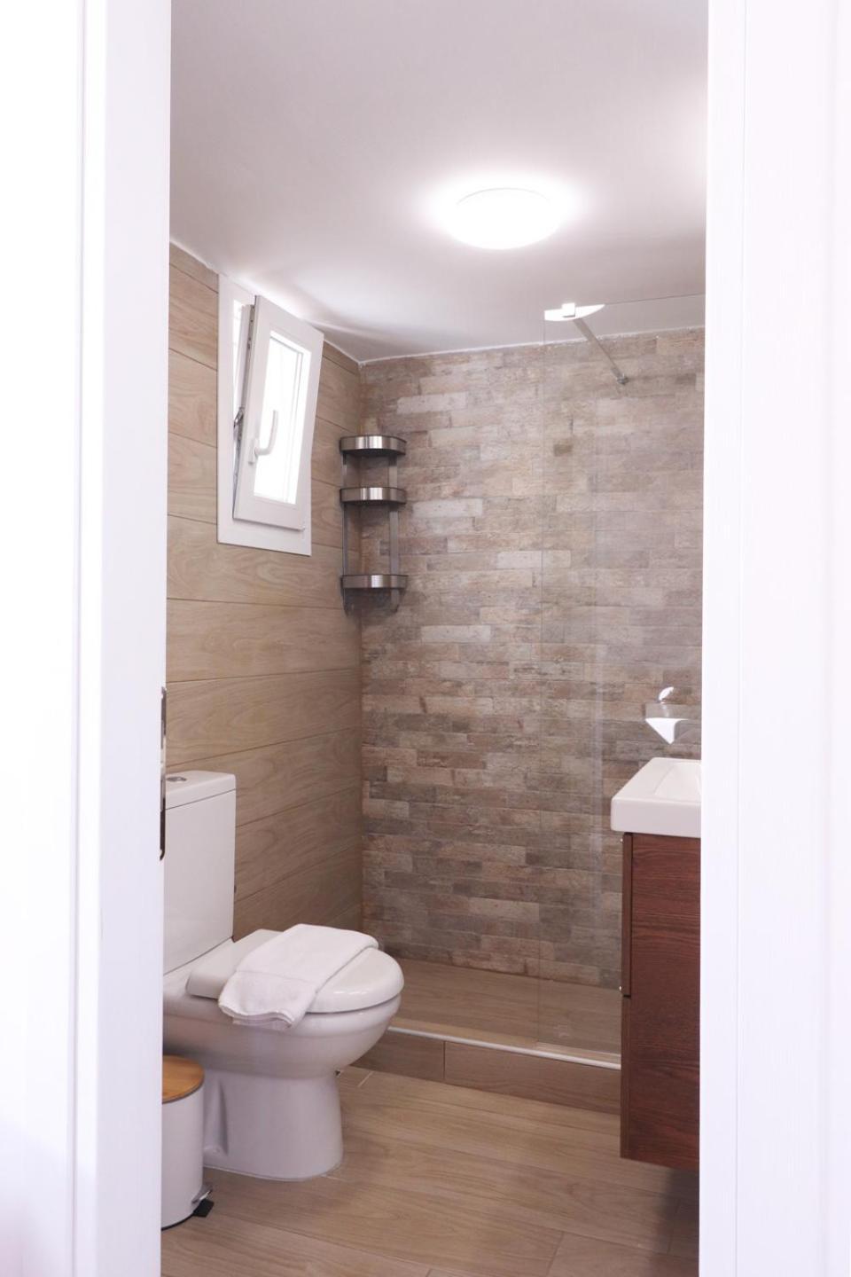 Emilia Suites Ermoupoli Bagian luar foto