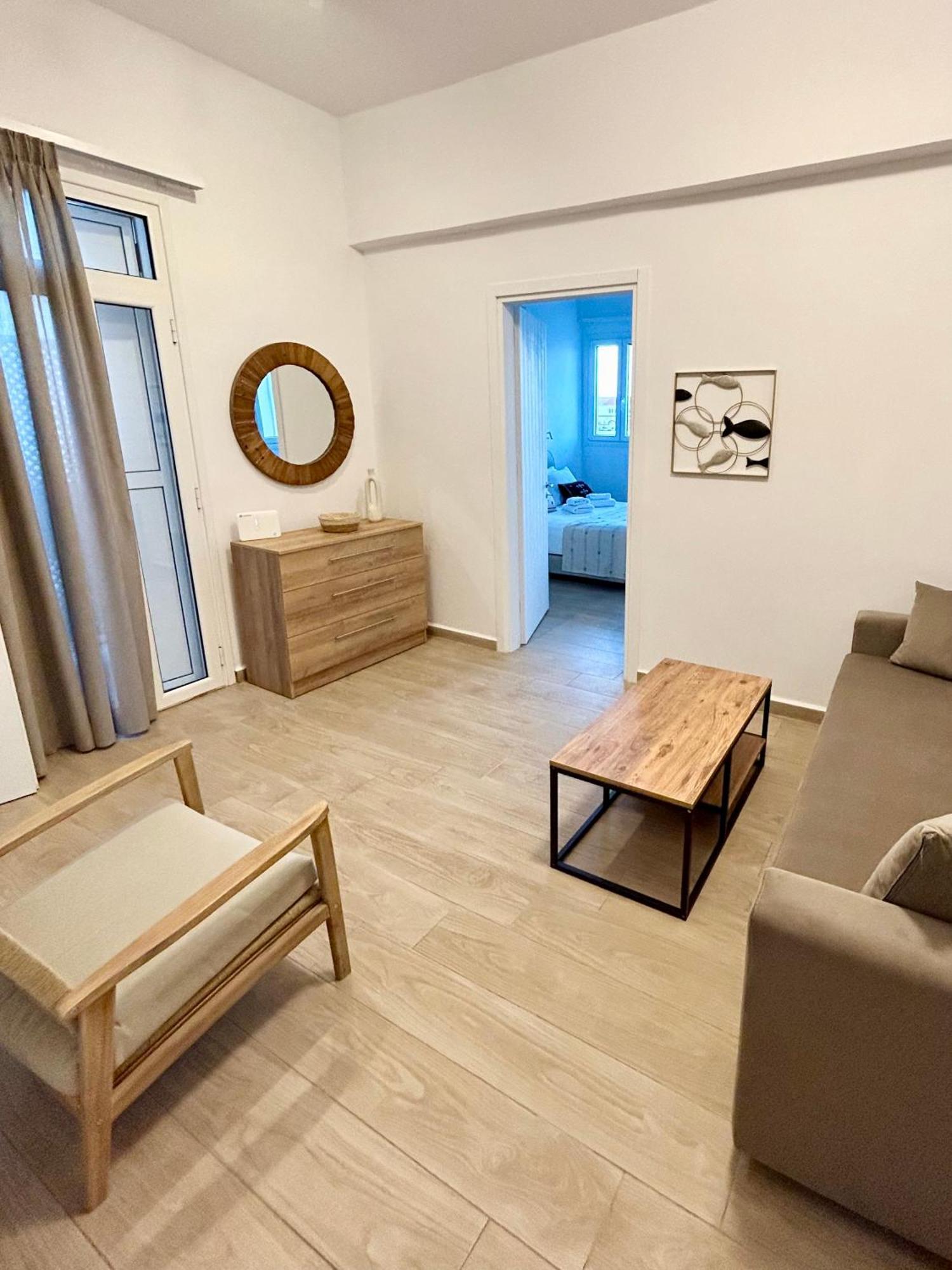 Emilia Suites Ermoupoli Bagian luar foto